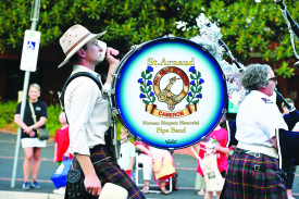 The St Arnaud Pipe Band.