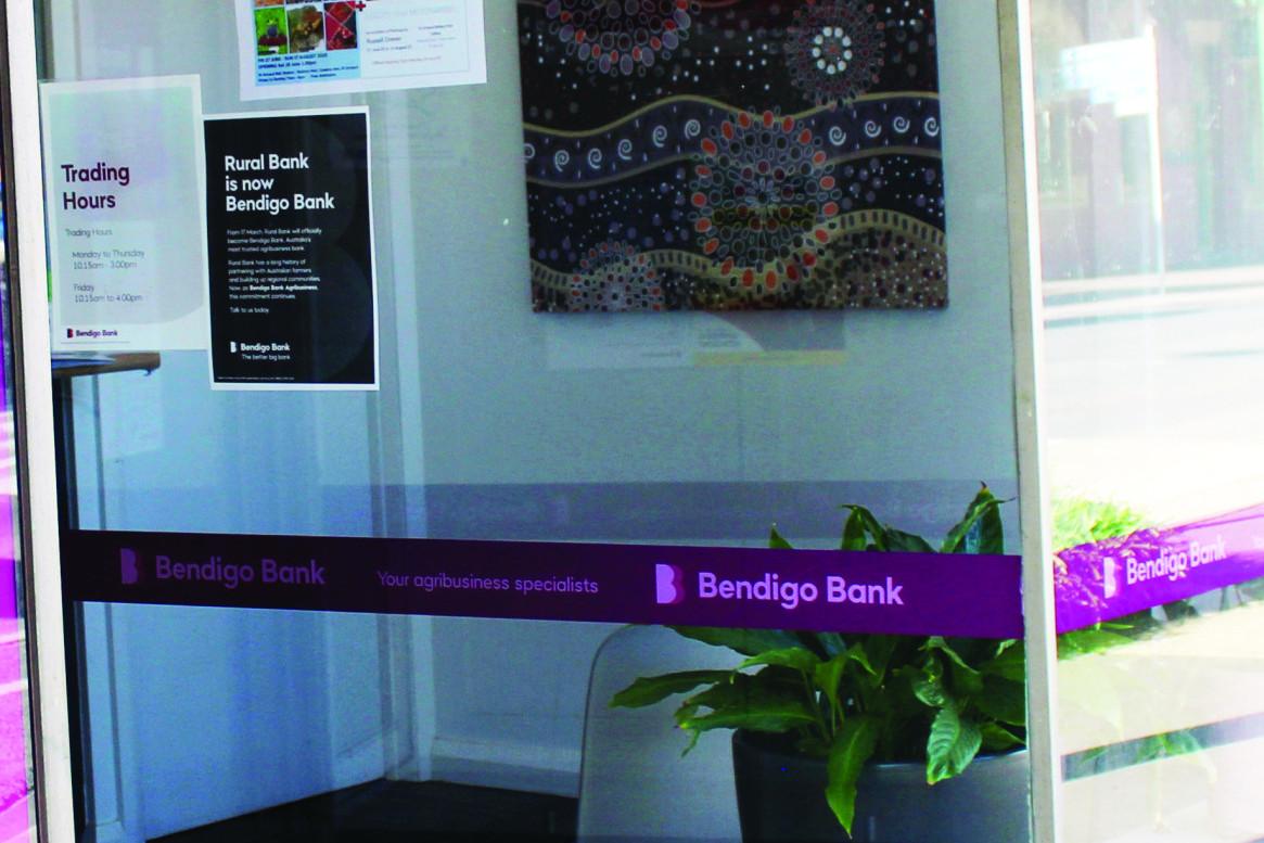 Bank shuts agency network - feature photo
