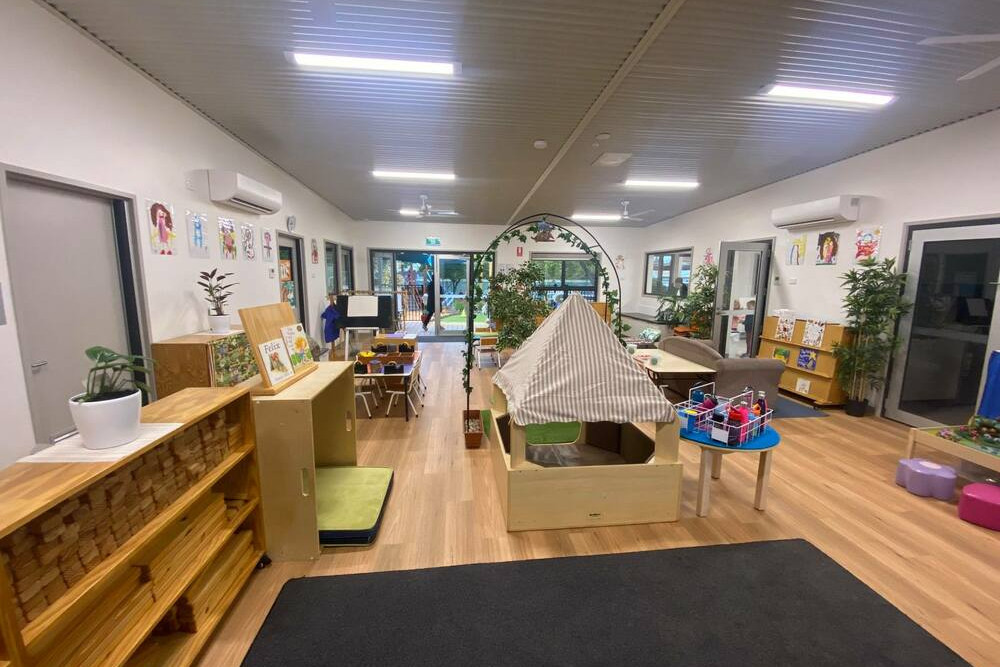 From Term 1 in 2024 a new provider Shine Bright EYM will take over the running of the Charlton Early Years Centre.