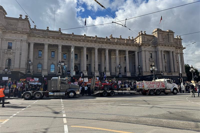 Farmers vow: We'll be back - feature photo