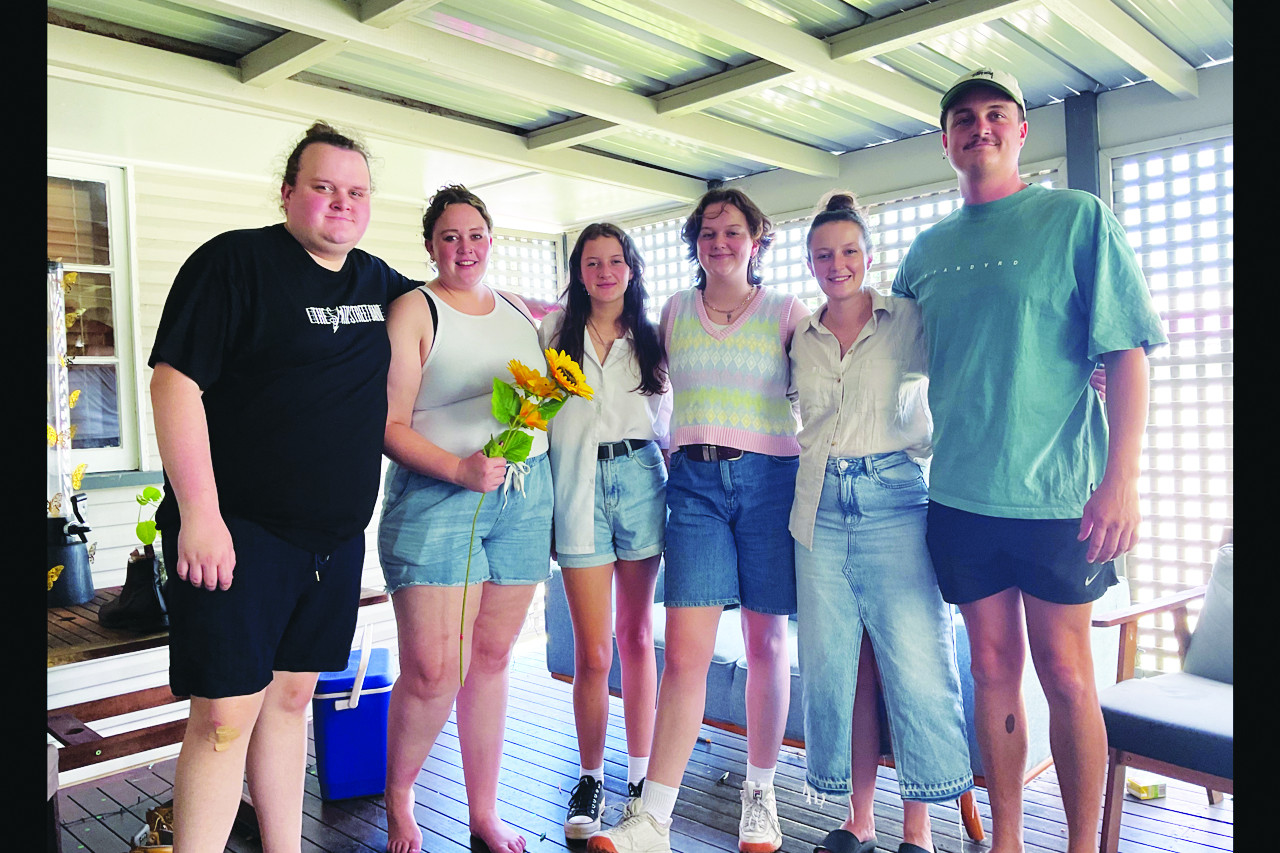 Thaddeus, Eleanor, Dusty-Raiyn, Annabella, Sylvia, Ambrose McIntyre.