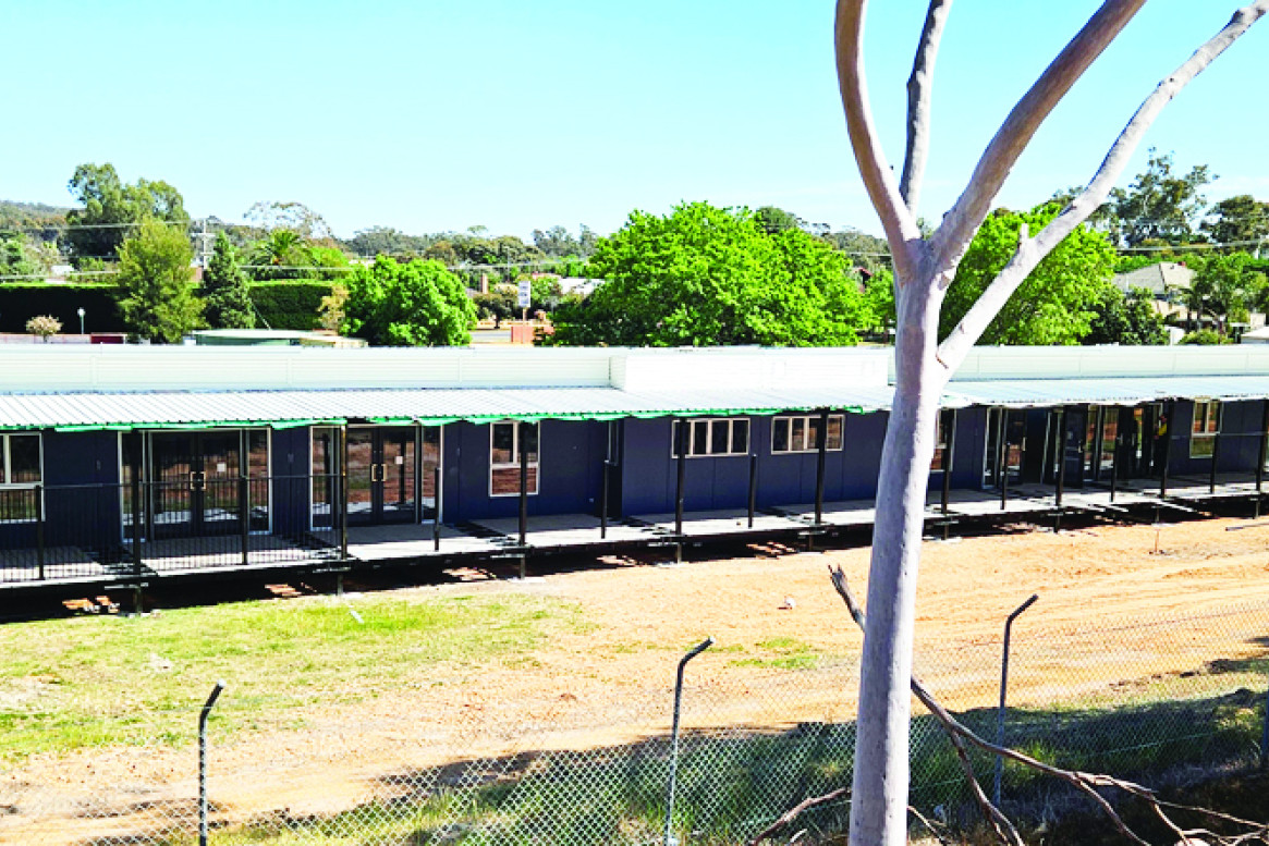 With the blink of an eye around 14 pieces come together at the St. Arnaud Primary School site this week.