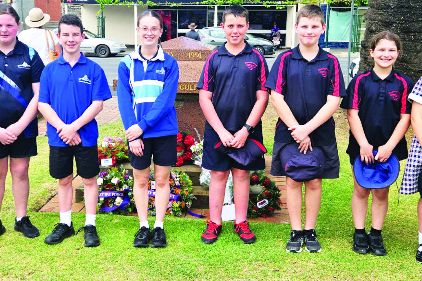 (left to right) St. Patricks Primary School students Jack McIvor, Ayvah Manning-McIntyre, Riley Peacock and Tasha Batters and the St. Arnaud Primary School students, Maddox Stewart, Cruz Klyn, Elyza Mernik, Maria Taylor, Georgie Mactaggart