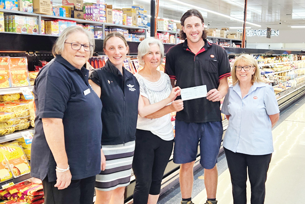 Weirs IGA donates to the St. Arnaud Hospital Foundation and the Royal Flying Doctor Service Community Transport. (left to right) Deb Saxon-Campbell, Hayley Wallace RFDS, Robyn Vanrenen Hospital Foundation, Harley Durward and Sandra Craddock Weirs IGA.