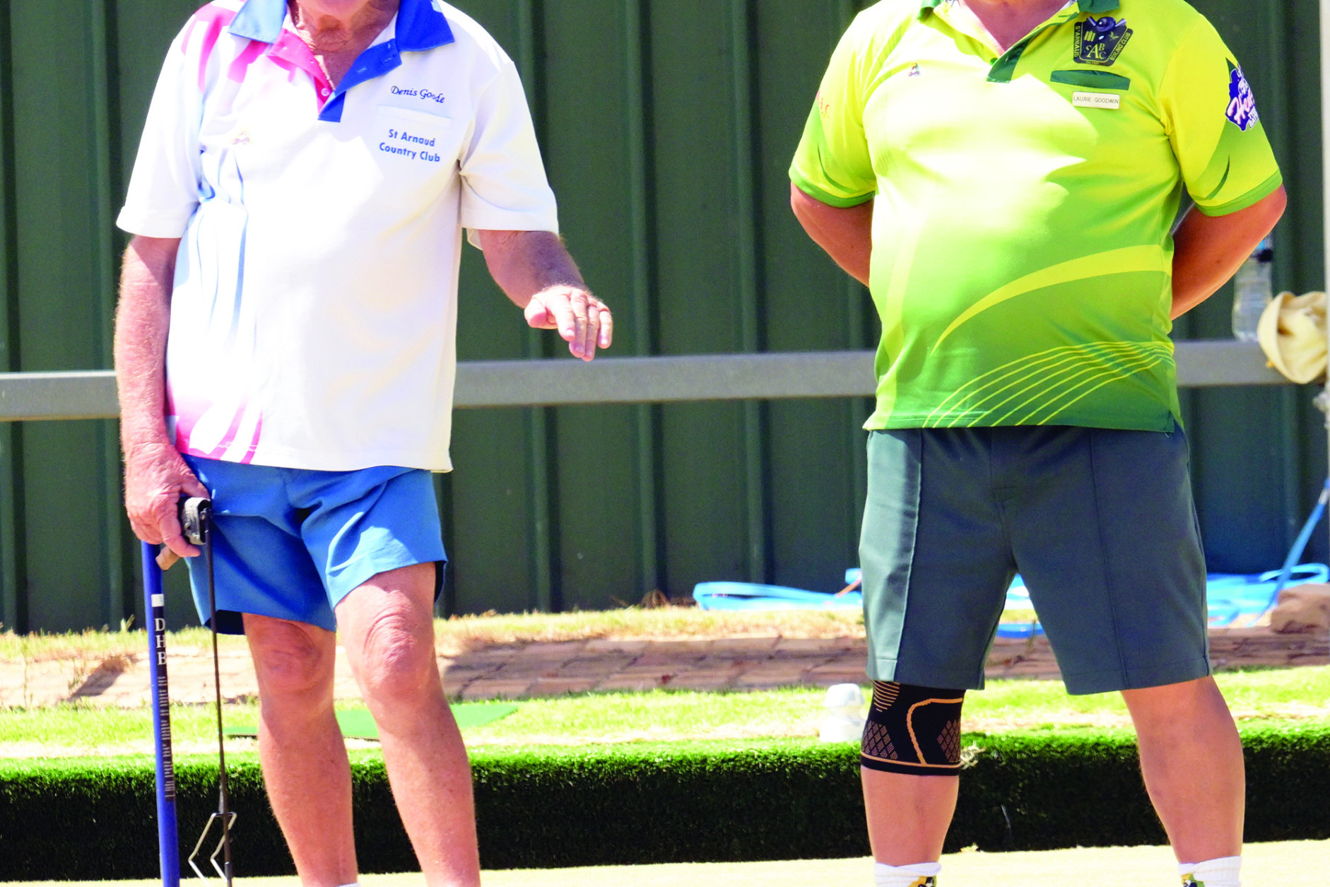 St Arnaud Country’s Denis Goode and St Arnaud’s Laurie Goodwin. NCN PHOTO